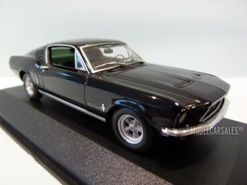 Ford Mustang Fastback 2+2