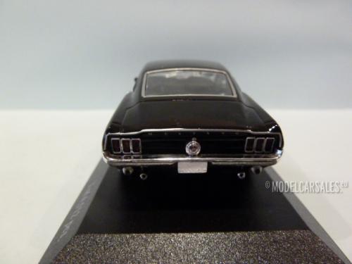 Ford Mustang Fastback 2+2