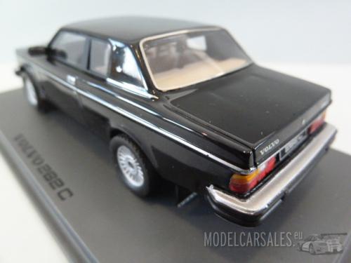 Volvo 262c Bertone Black