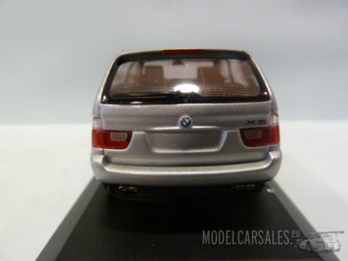 BMW X5 4.4i (e53)