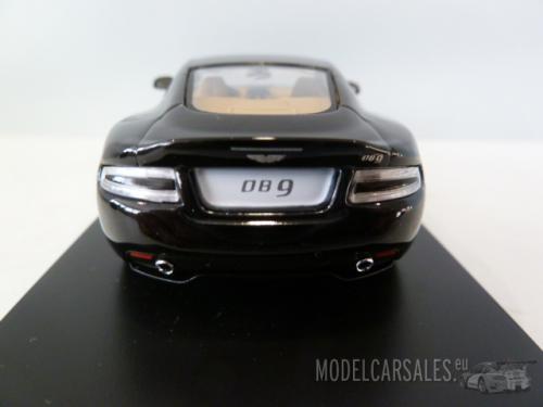 Aston Martin DB9