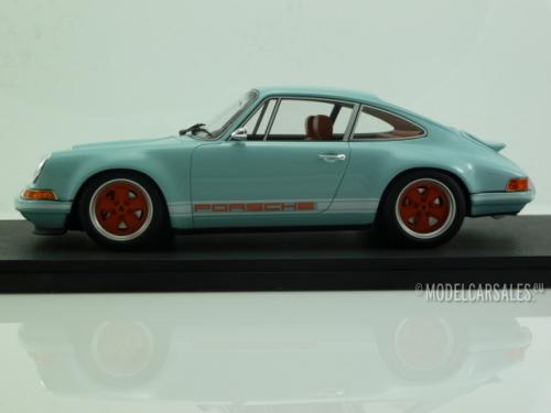 Porsche 911 4.0 `Dubai` by Singer