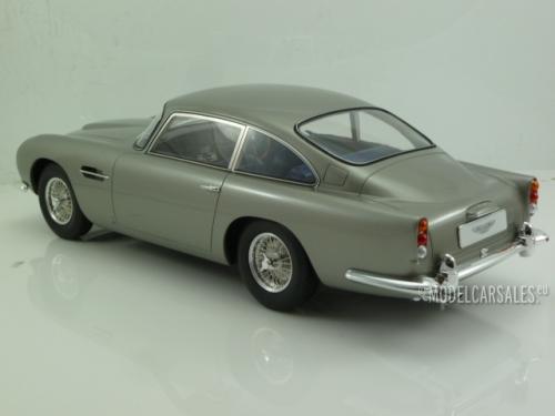 Aston Martin DB5