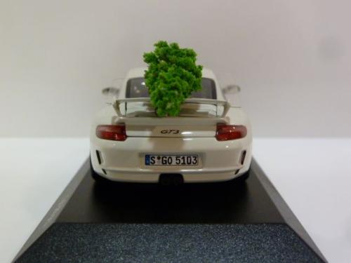 Porsche 911 (991) GT3 w/ Christmas Tree