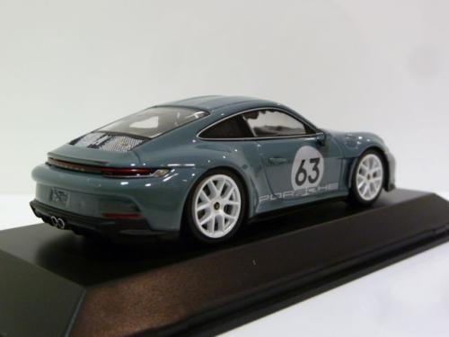 Porsche 911 (992) S/T