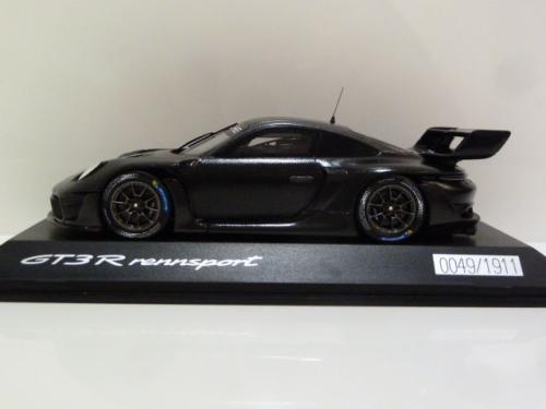 Porsche 911 (992) GT3 R Rennsport