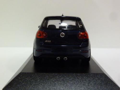 Volkswagen Golf V R32