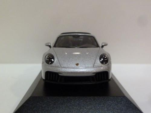 Porsche 911 (992.2) Targa 4 GTS