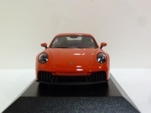 Porsche 911 (992.2) Carrera GTS Porsche 911 (992.2) Carrera GTS