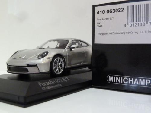 Porsche 911 (992.1) S/T