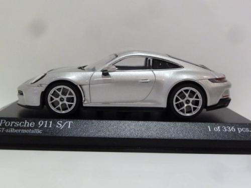 Porsche 911 (992.1) S/T