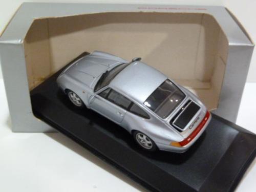 Porsche 911 (993) Carrera Porsche 911 (993) Carrera