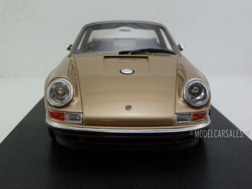 Porsche 911 4.0 Targa `Cupertino` by Singer