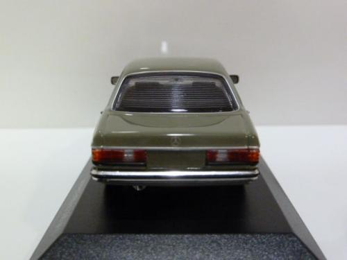 Mercedes-benz 230E (w123)