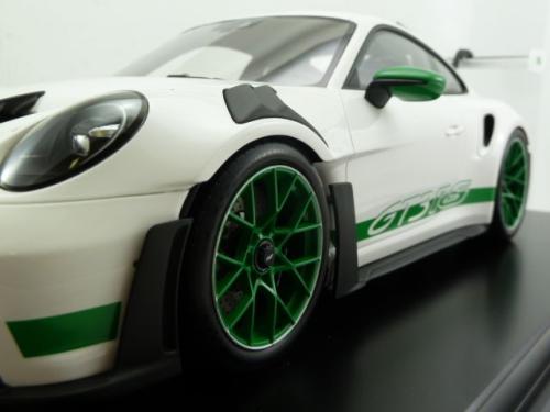 Porsche 911 (992) GT3 RS Tribute Carrera RS